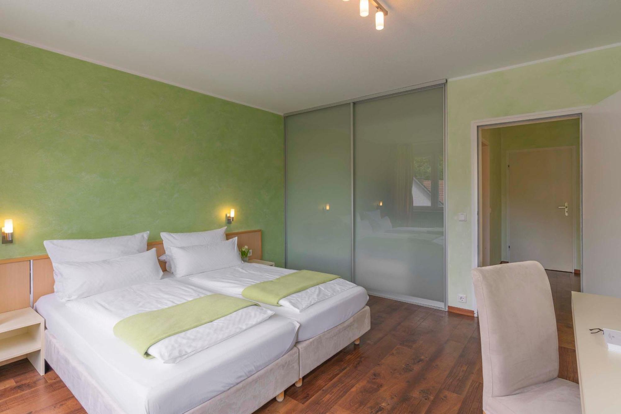 Waldhotel Brand'S Busch บีเลอเฟล์ด ภายนอก รูปภาพ